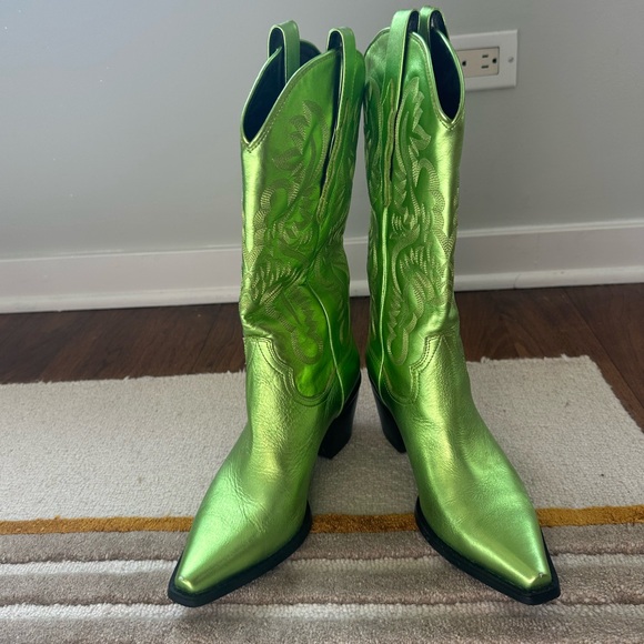 Metallic Green Cowboy Boots - Picture 4 of 4